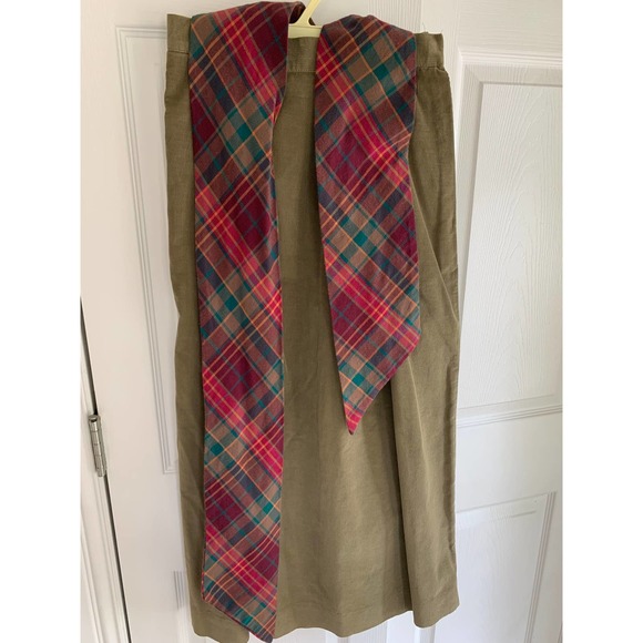 Skirt and top - Picture 7 of 8